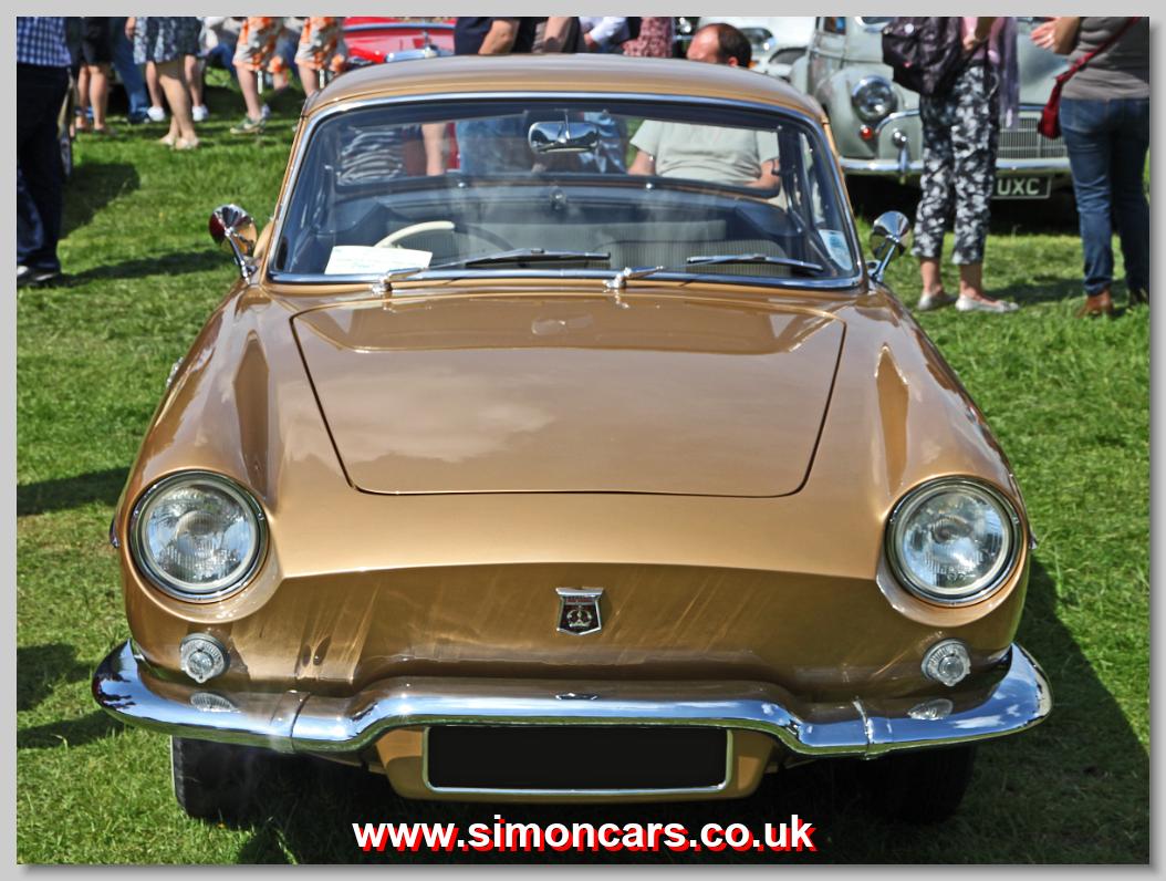 Asahi【Renault FLORIDE ルノー フロリード 赤リペイント 屋根欠